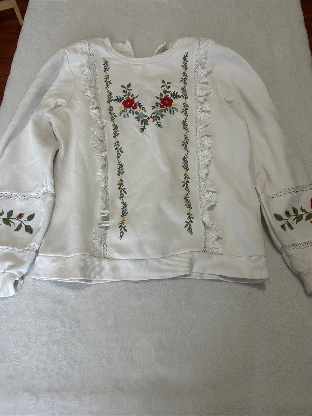 NAF NAF White Embroidered Floral Sweatshirt